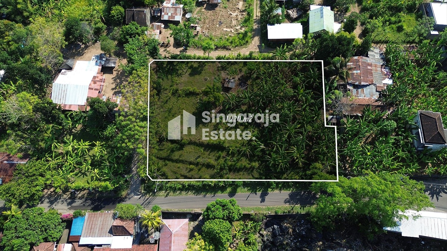 19 Are Land Roadside in Kaliasem Lovina